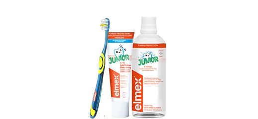 Dětský zubní kartáček a ústní voda pro děti od elmex.